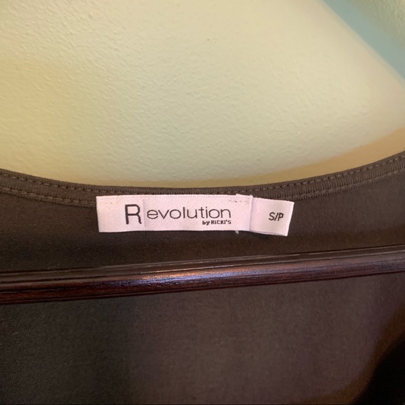 Brown top with fun stud details, Small - Picture 5 of 5